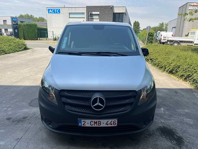 Mercedes - 2021 - vito - personenauto - afbeelding 23 van  30