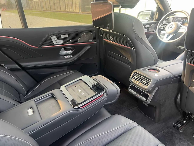 Mercedes - 2023 - gls600 maybach - maybach - personenauto - afbeelding 28 van  48