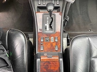 Mercedes - 560 sec - 1988 - afbeelding 18 van  24