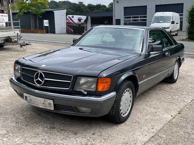 Mercedes - 560 sec - 1988 - afbeelding 1 van  24