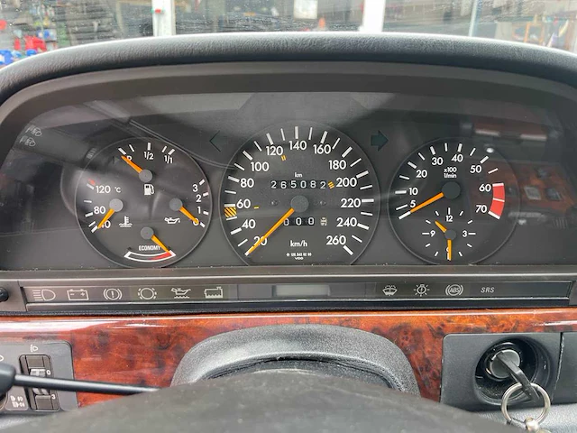Mercedes - 560 sec - 1988 - afbeelding 6 van  24