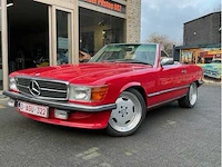 Mercedes - 560 sl - oldtimer Mercedes - 560 sl - oldtimer
