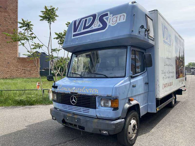 Mercedes - 711d - truck - 1998 - afbeelding 4 van  25