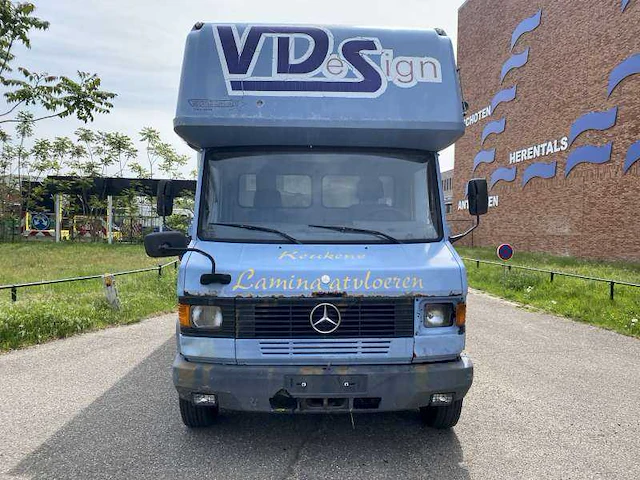 Mercedes - 711d - truck - 1998 - afbeelding 5 van  25