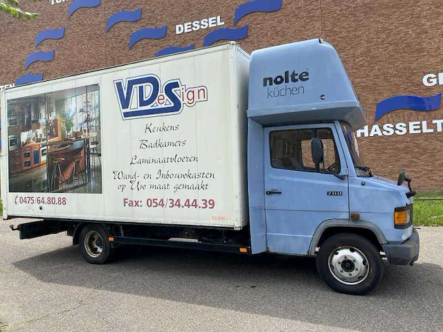 Mercedes - 711d - truck - 1998 - afbeelding 12 van  25