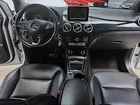 Mercedes - b - 200 - car - 2015 - afbeelding 19 van  24