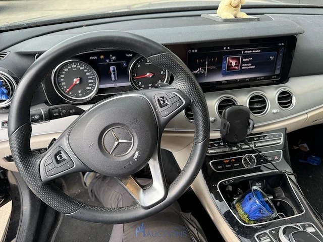 Mercedes - benz e220d - 2018 - afbeelding 2 van  13