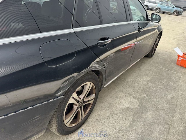 Mercedes - benz e220d - 2018 - afbeelding 9 van  13