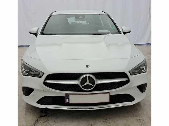 Mercedes - cla200d shooting brake - car - 02-03-2020 - afbeelding 1 van  8