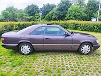 Mercedes - e320ce - w124 - youngtimer > 15 - afbeelding 14 van  24