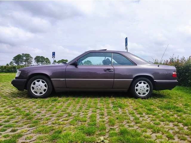 Mercedes - e320ce - w124 - youngtimer > 15 - afbeelding 16 van  24