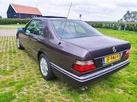 Mercedes - e320ce - w124 - youngtimer > 15 - afbeelding 12 van  24