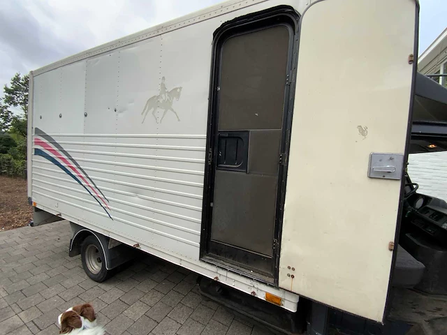 Mercedes - mercedes 410 paardentransport - lichte vracht 3.5t. - oldtimer lichte vracht - afbeelding 24 van  39