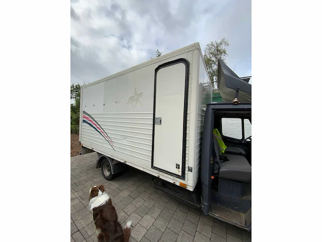 Mercedes - mercedes 410 paardentransport - lichte vracht 3.5t. - oldtimer lichte vracht - afbeelding 25 van  39