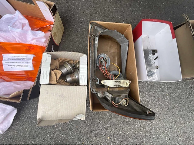 Mercedes - sl r 107 - pagode - onderdelen / onderdelen - carrosserie - afbeelding 69 van  128