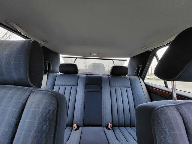 Mercedes - w 124 - 300e 24v - oldtimer - afbeelding 9 van  38