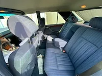 Mercedes - w 124 - 300e 24v - oldtimer - afbeelding 19 van  38