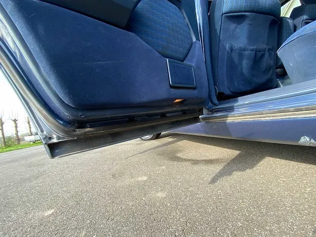 Mercedes - w 124 - 300e 24v - oldtimer - afbeelding 27 van  38