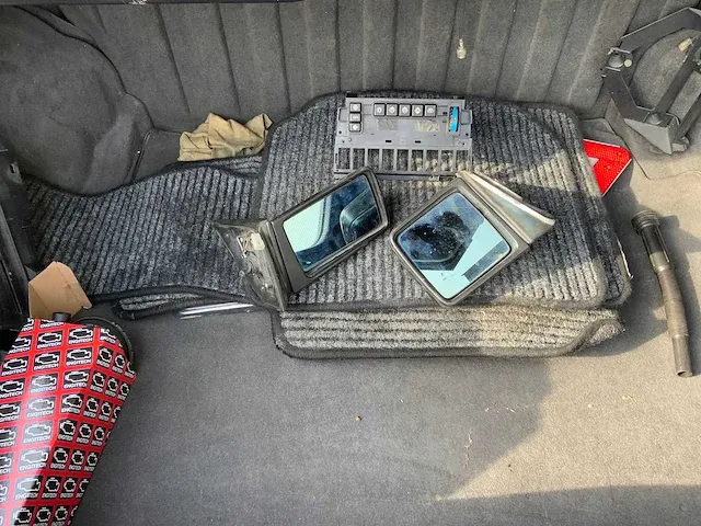 Mercedes - w 124 - 300e 24v - oldtimer - afbeelding 29 van  38