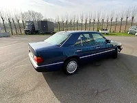Mercedes - w 124 - 300e 24v - oldtimer - afbeelding 36 van  38