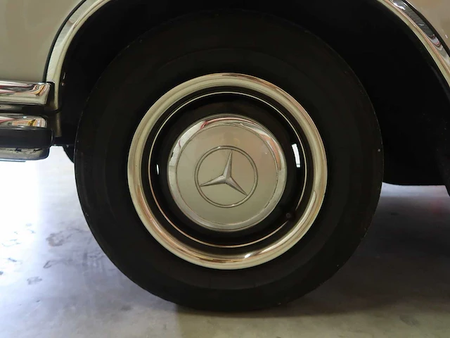 Mercedes - w111 - 250se - mercedes 250 se coupe - afbeelding 26 van  99