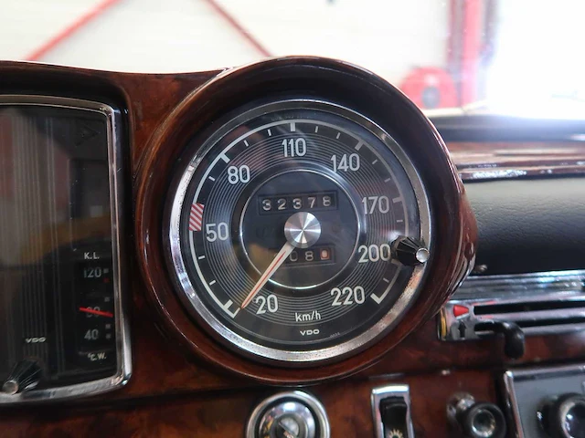 Mercedes - w111 - 250se - mercedes 250 se coupe - afbeelding 72 van  99