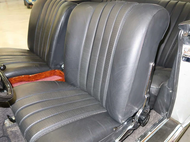 Mercedes - w111 - 250se - mercedes 250 se coupe - afbeelding 80 van  99