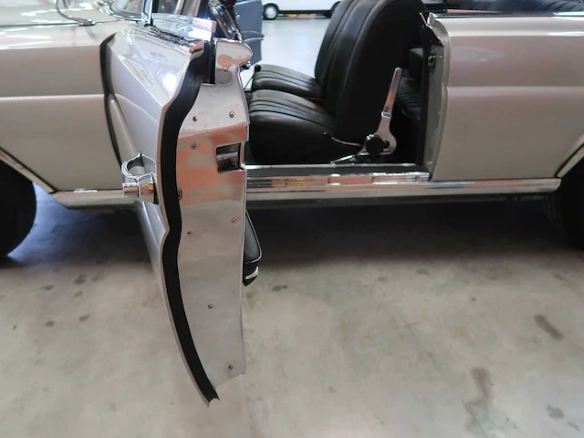 Mercedes - w111 - 250se - mercedes 250 se coupe - afbeelding 81 van  99