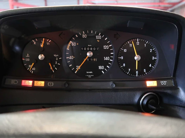 Mercedes - w123 - 240d - klassieke auto's >15 - afbeelding 31 van  89
