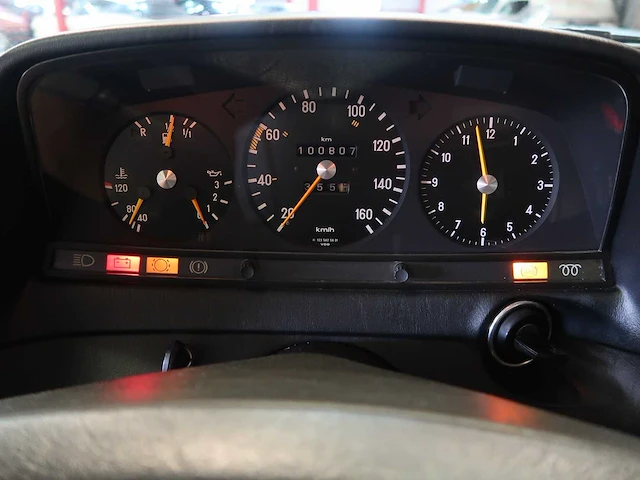Mercedes - w123 - 240d - klassieke auto's >15 - afbeelding 33 van  89
