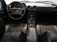 Mercedes - w123 - 240d - klassieke auto's >15 - afbeelding 38 van  89