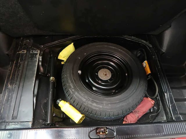 Mercedes - w123 - 240d - klassieke auto's >15 - afbeelding 52 van  89