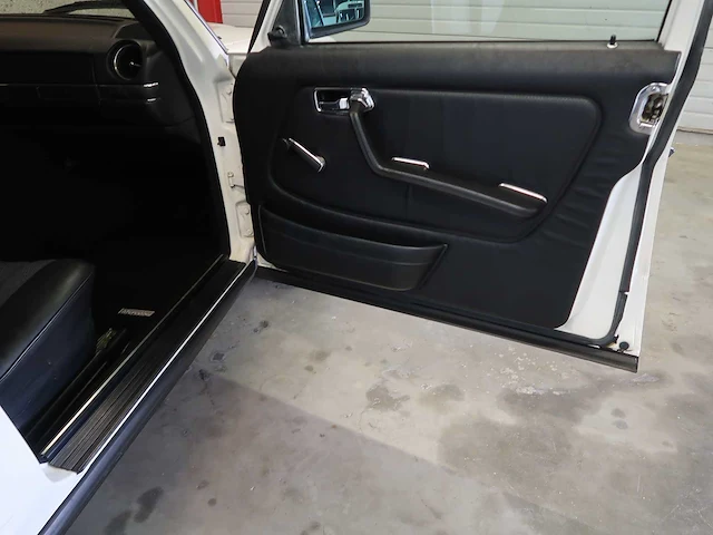 Mercedes - w123 - 240d - klassieke auto's >15 - afbeelding 69 van  89
