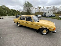 Mercedes - w123 - 240d - oldtimer - afbeelding 2 van  30