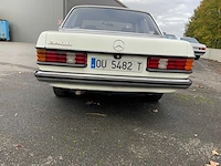 Mercedes - w123 240d - 240d - oldtimer - afbeelding 29 van  30