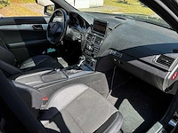 Mercedes- benz w204 c63 - afbeelding 3 van  18