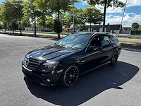 Mercedes- benz w204 c63 - afbeelding 1 van  18