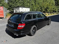 Mercedes- benz w204 c63 - afbeelding 12 van  18