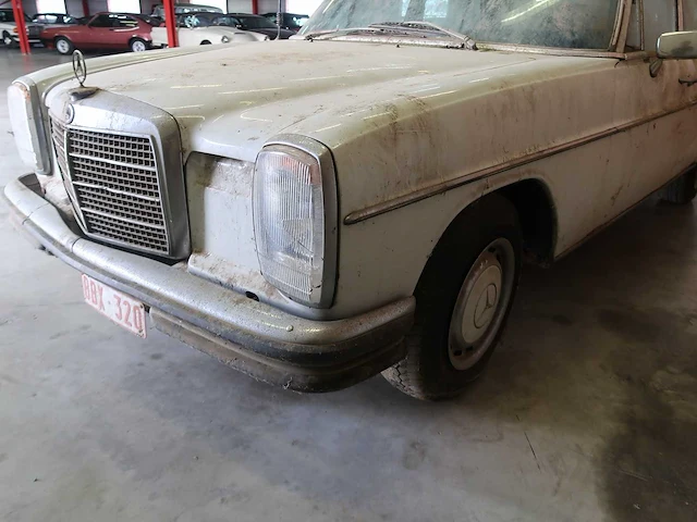 Mercedes 220 barnfind - afbeelding 17 van  62