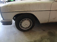Mercedes 220 barnfind - afbeelding 26 van  62
