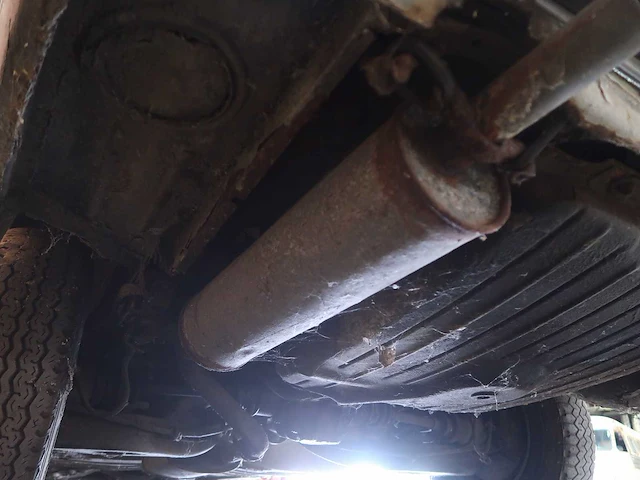 Mercedes 220 barnfind - afbeelding 34 van  62