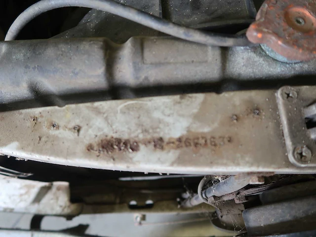 Mercedes 220 barnfind - afbeelding 39 van  62