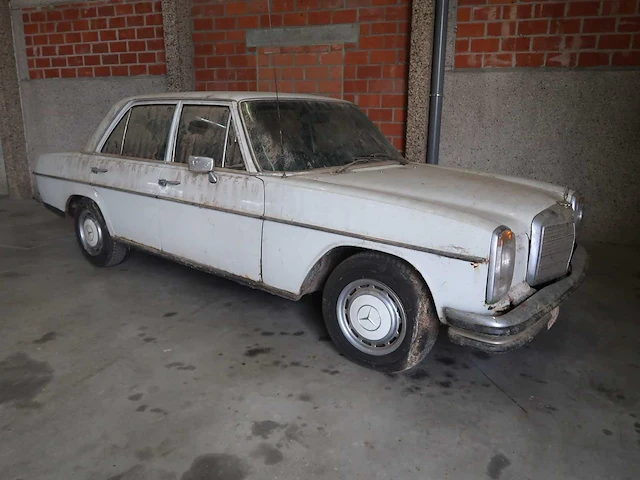 Mercedes 220 barnfind - afbeelding 8 van  62