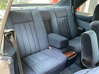 Mercedes 230 oldtimer uit 1990 - afbeelding 19 van  41