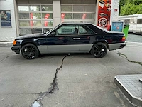 Mercedes 230 oldtimer uit 1990 - afbeelding 12 van  41