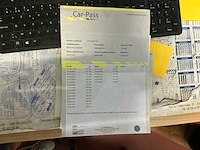 Mercedes 230 oldtimer uit 1990 - afbeelding 36 van  41