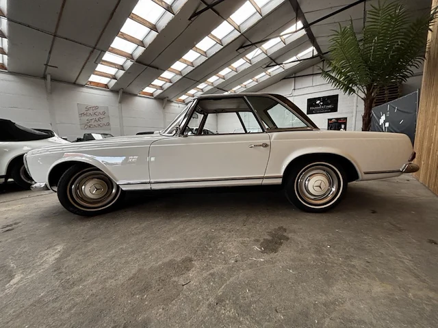 Mercedes 230 sl pagode - afbeelding 30 van  32
