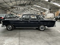 Mercedes 230s w111 - afbeelding 20 van  26