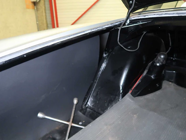 Mercedes 250 coupé - afbeelding 27 van  59