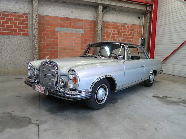 Mercedes 250 coupé - afbeelding 2 van  59
